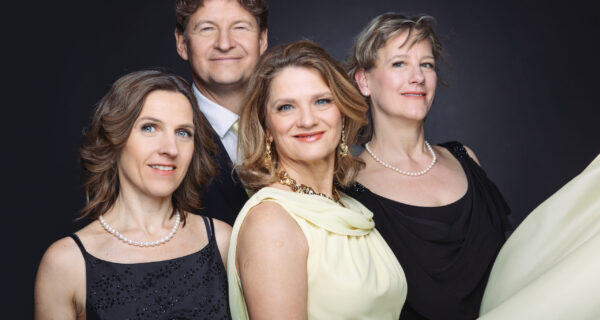 Kathy Leen & Ensemble | Kulturkirche Lauta Foto: Robert Jentzsch | rjphoto.de